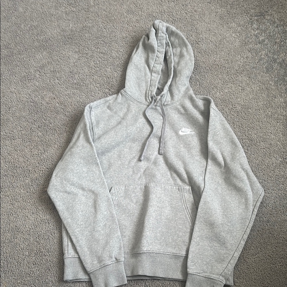 Nike Men's Gray Hoodie Sweater